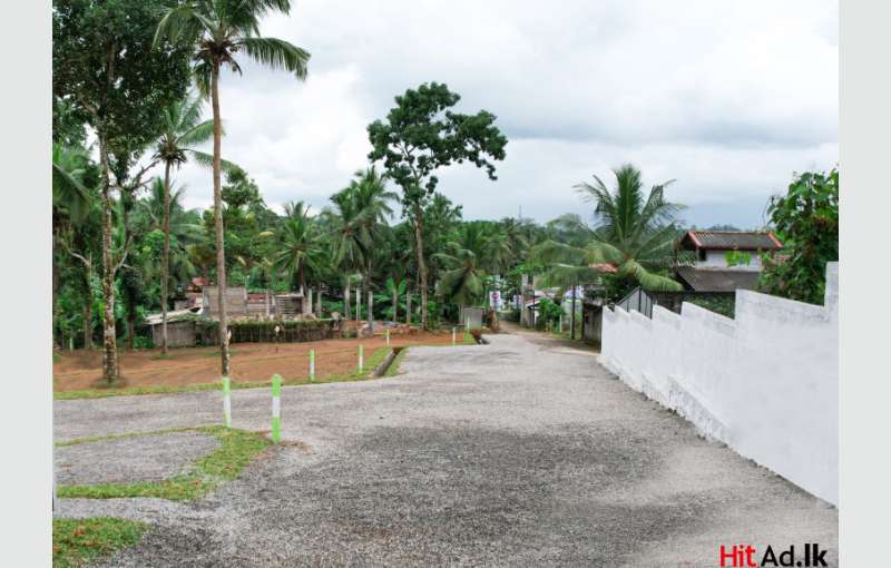 Madulawa land for sale