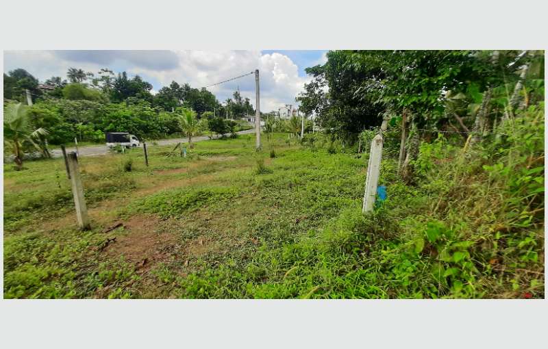 Land For sale in Kahathuduwa
