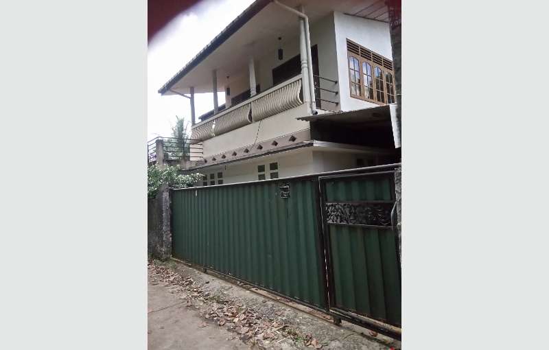 Kiribathgoda Two Story House With Attached Annex For Sale