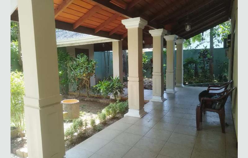  Luxury House for Sale in Dehiwala