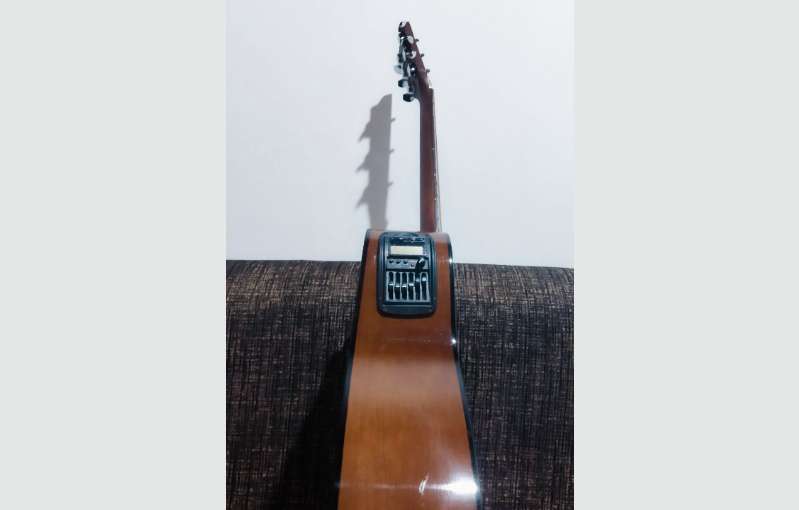 Yamaha F310 Guitar For Sale - Eq + Built-in Tuner