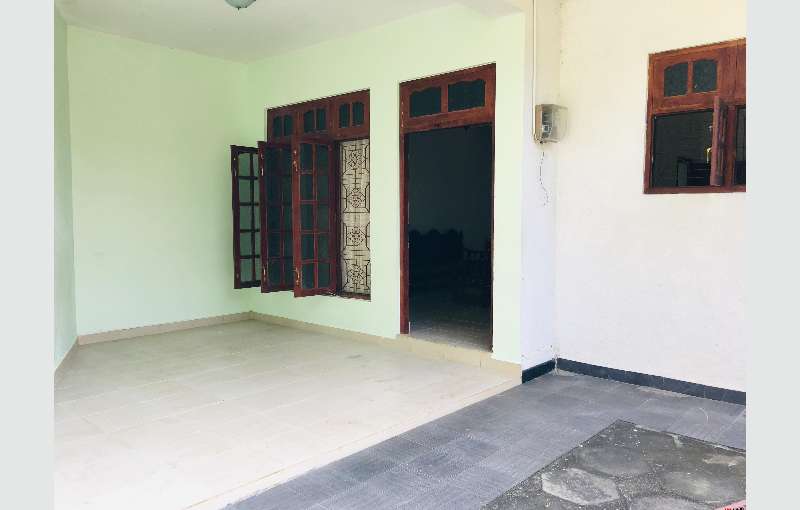 House For Rent In Hindagala