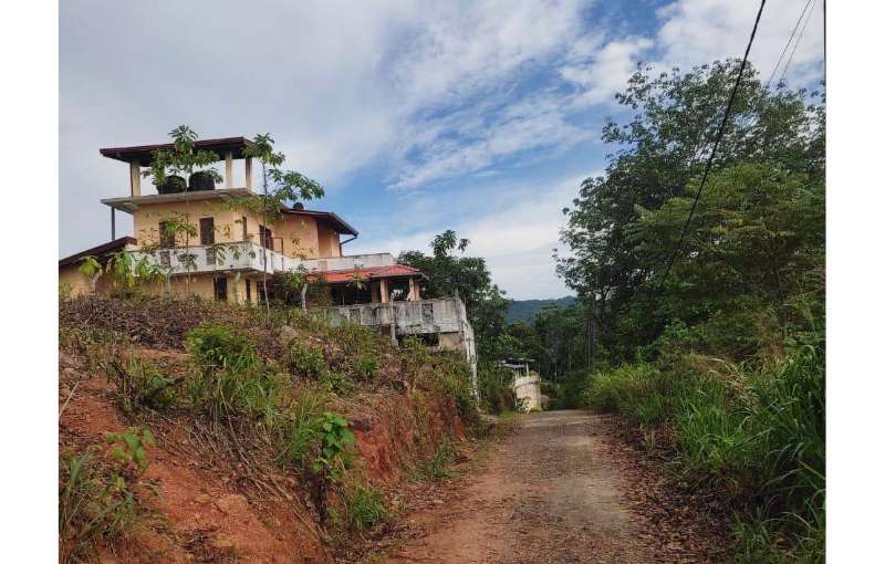 Kandy - Kadugannwa Land for Sale