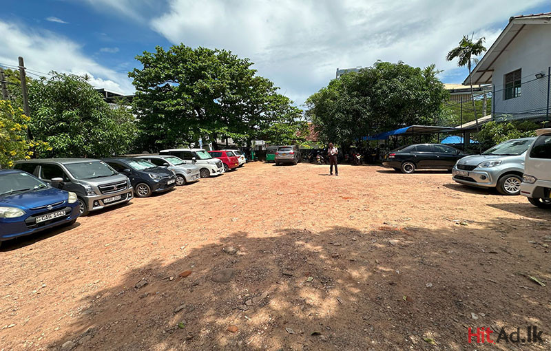 Bare block for sale in Mount Lavinia