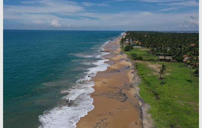 Beachfront & Lagoon Front Valuable Commercial Land for sale in Pamunugama, Negombo