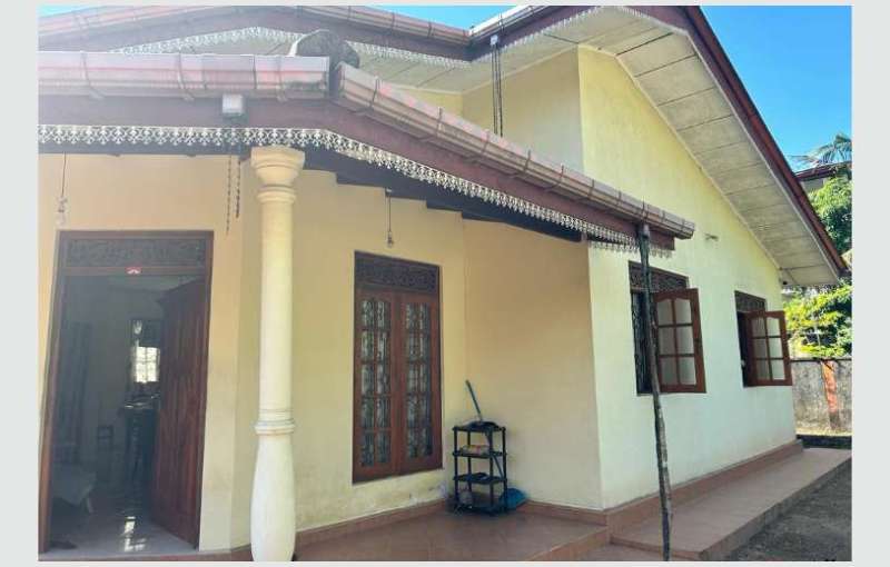 House For Sale In Athurugiriya