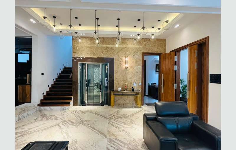 Luxury House for sale in Colombo 09