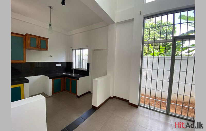 Luxury Houses for Rent in Kelaniya