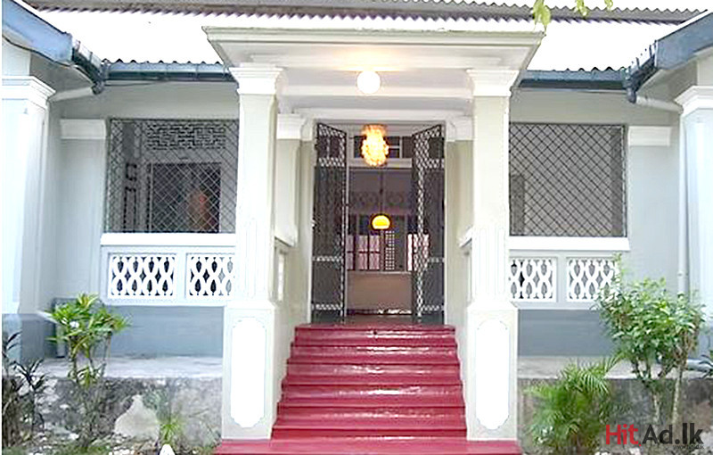 Bungalow for Sale in Colombo 5