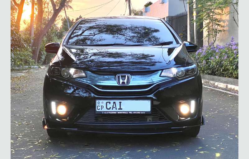 Honda Fit Gp5 2015 (s Grade)