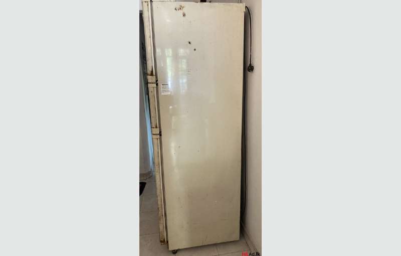 3-door Non-frost & Fine Fridge For Sale 