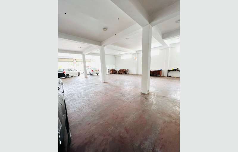 04 Storied Commercial Building For Sale In Matara Town