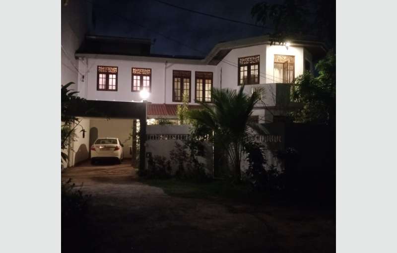 Beautiful Two Storied House For Sale In Colombo 05