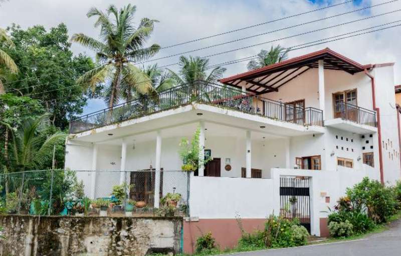 House For Sale In Kahathuduwa 