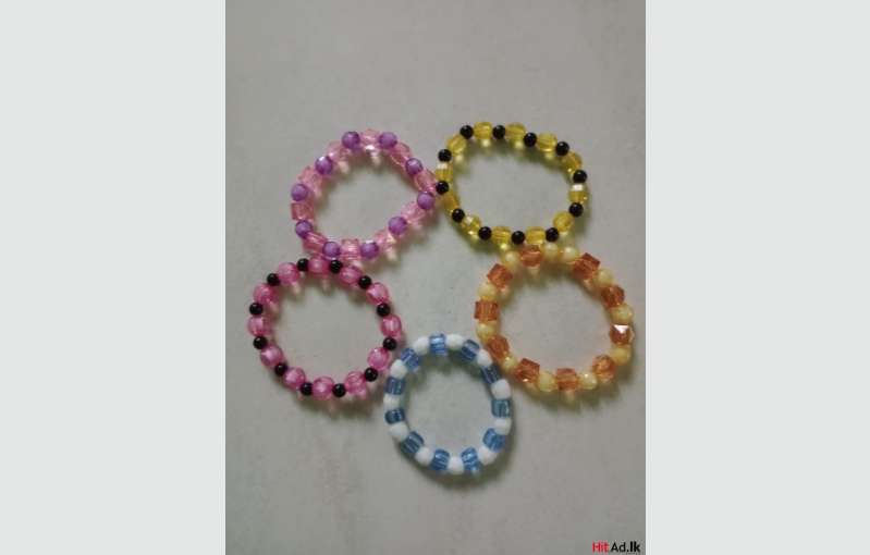 Beads Bracelet  පබලු අත්පලදනා