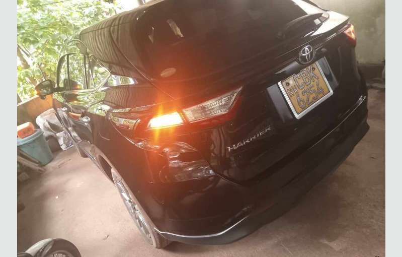 Immediate Sell-toyota Harrier Car-2018