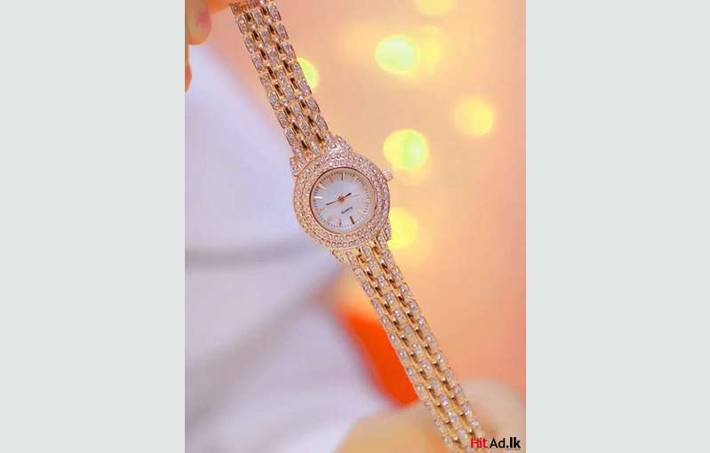 Quartz Bracelet Watch For Women's