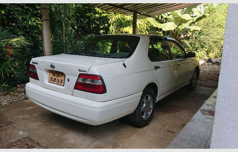 nissan bluebird su14