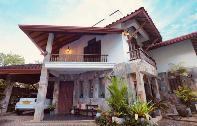 Three Bed Room Luxury House In Aniwatta, Kandy 