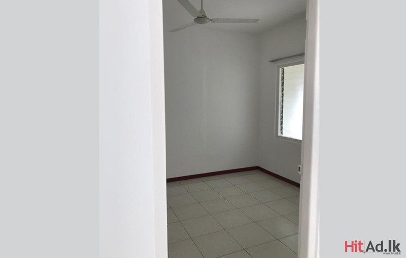 Hitad.lk Colombo 5 House for rent