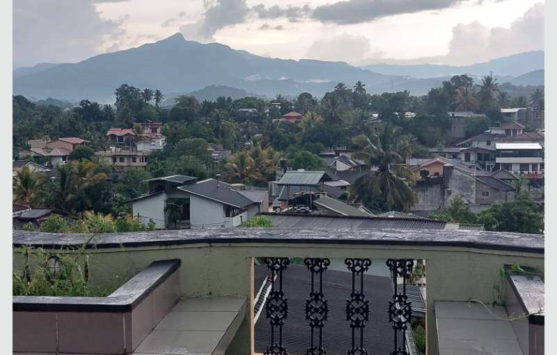 House For Sale in Kandy