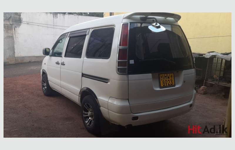 Toyota Noah Van for Sale 