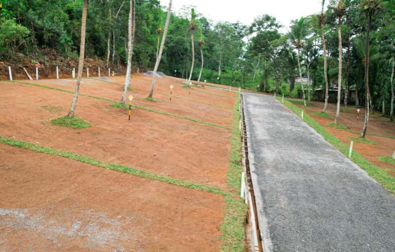 Land for sale in Horana town