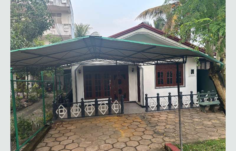 3 Bed Room House For Rent In Kadawatha