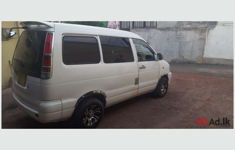 Toyota Noah Van for Sale 