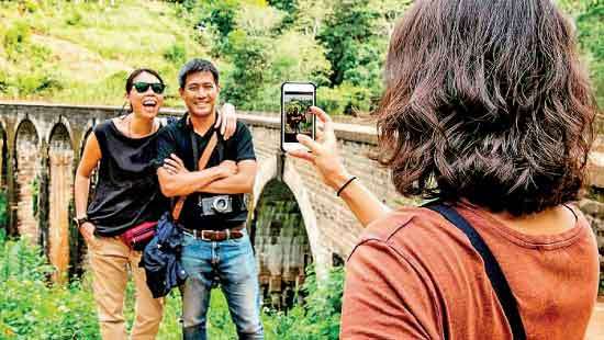 Tourism data reset lifts leisure share above 70% in December