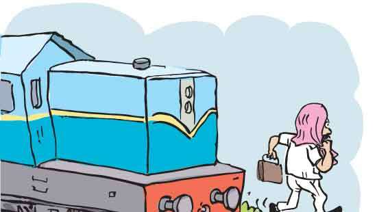 Engine driver abandons Beliatta-bound train in Koggala