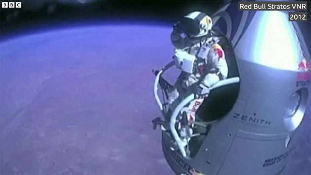 Man who jumped from edge of space dies paragliding
