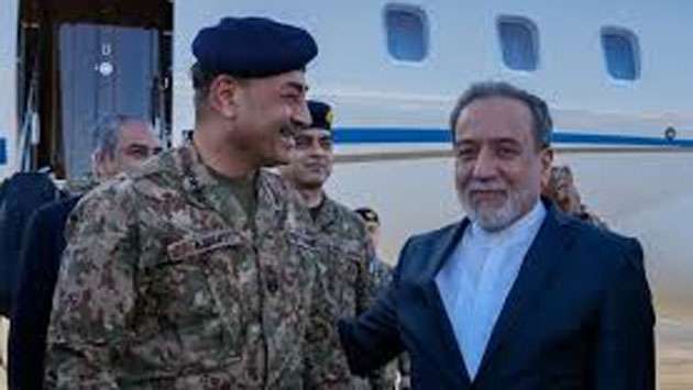 Pakistan army chief in Tehran to advance next round of US-Iran talks