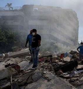 Venezuela quake death toll nears 1,500 as rescue work goes on