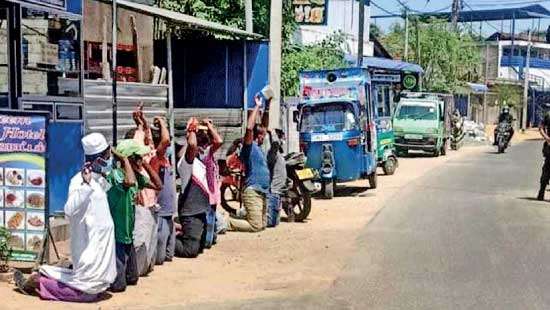 Soldiers suspended over alleged harassment of people in Eravur