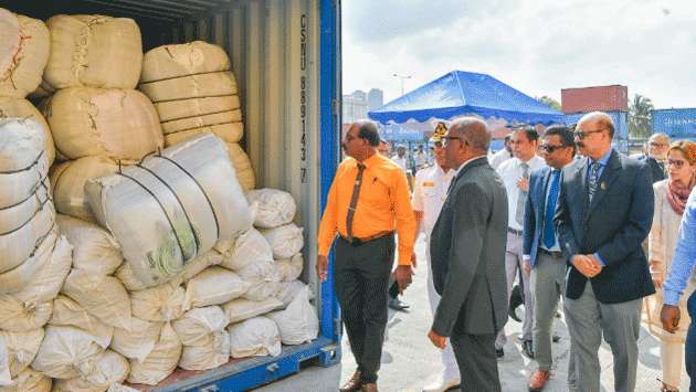 Sri Lanka receives 200 metric tonnes of humanitarian relief from Pakistan