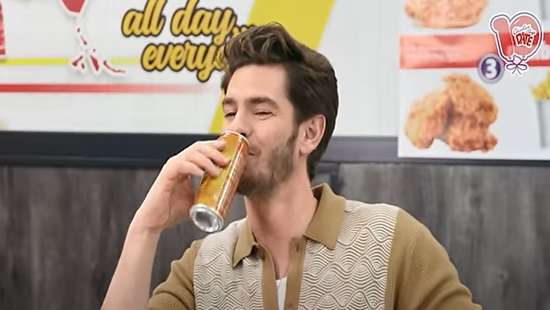 Spider-Man star drinks Sri Lankan ginger beer at SAM’s Chicken on digital talk show