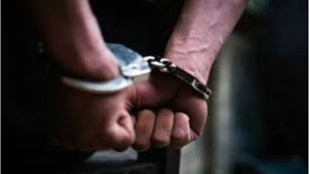 Excise officers impersonating Narcotics Bureau arrested for bribery