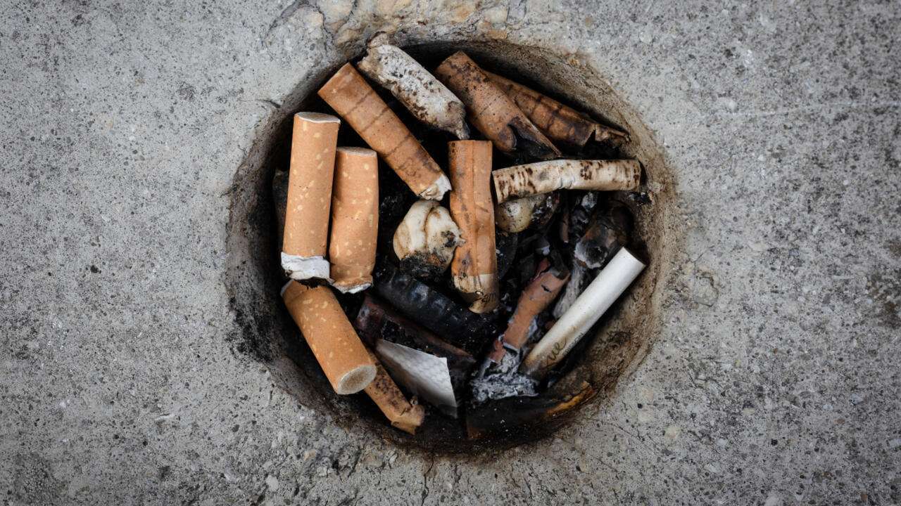 Maldives becomes the only country with generational smoking ban