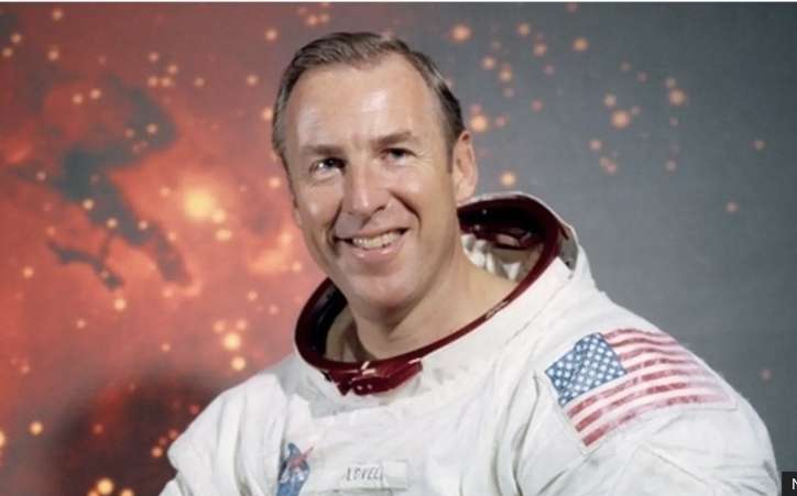 Jim Lovell, who guided Apollo 13 safely back to Earth, dies aged 97