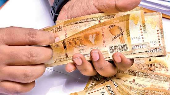 Sri Lanka sees unprecedented 14.5% surge in cash in 2024