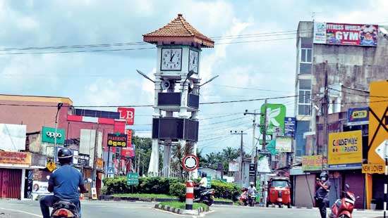 COVID-19 outbreak in Minuwangoda Sri Lanka still debating on whether it’s a community spread!