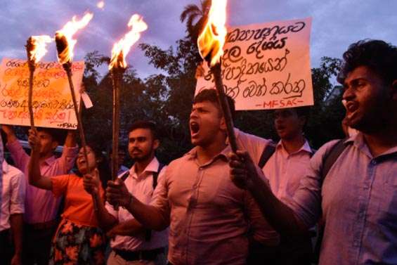 Students return to streets