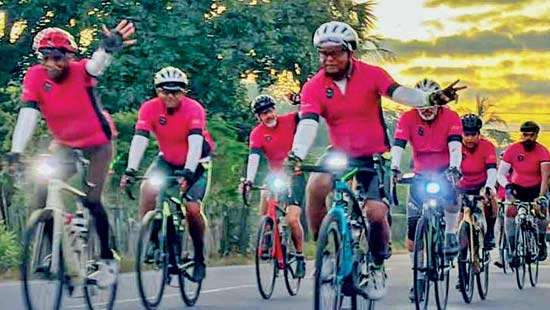 Foreigners  join Sri Lankans in ride for patient care