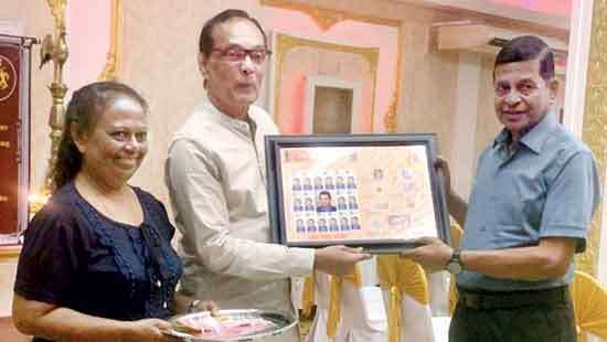 Former top sports promoter Sunil Jayaweera felicitated for “lifetime service” 