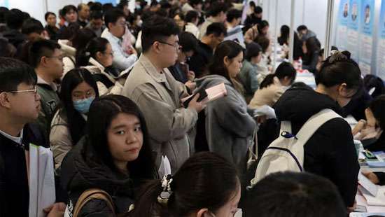 China’s youth jobless rate rises to 16.9% in March