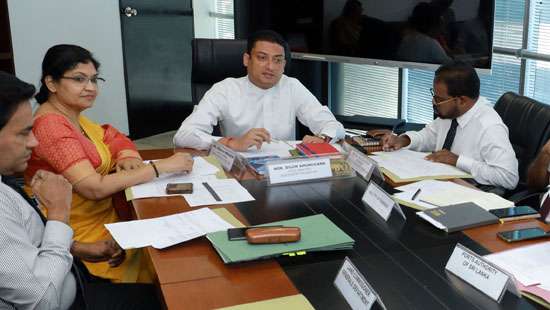 Dilum instructs officials to grant approval to construct filling stations at Katunayake, Biyagama EPZs
