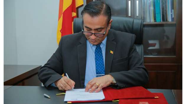 Sri Lanka and National University of Singapore sign MoU on higher education cooperation