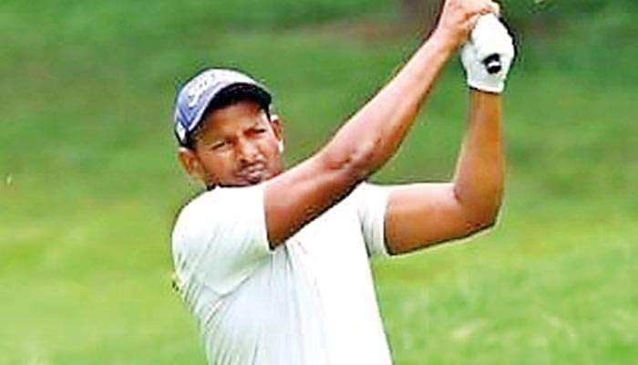 Thangaraja flips right, Mithun drops