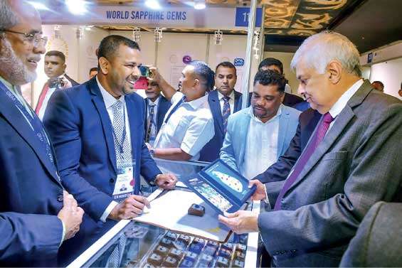 Ranil pledges to boost gem and jewellery sector over next two years